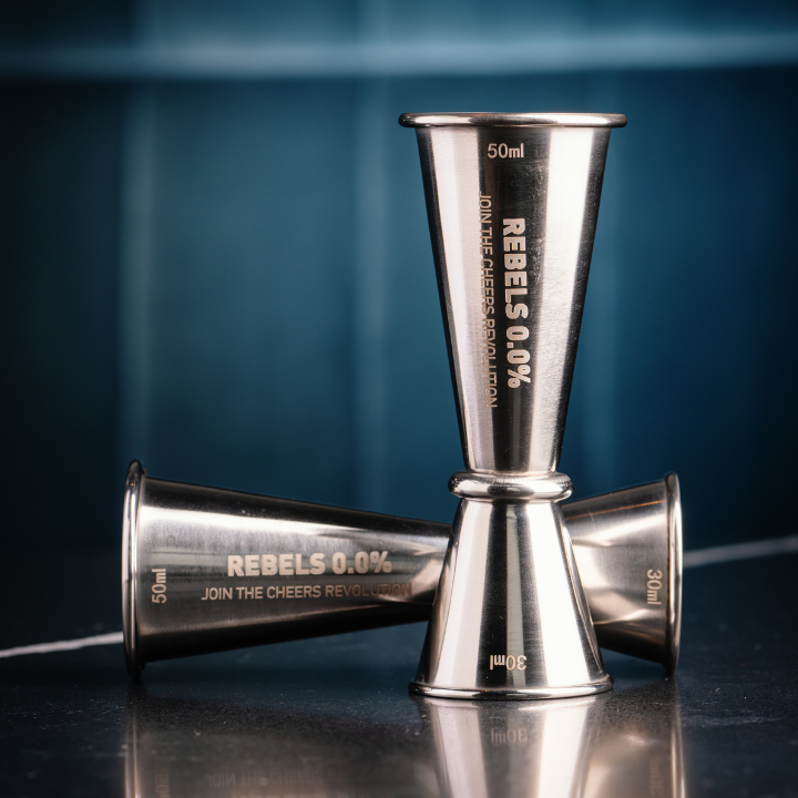 REBELS 0.0% MESSBECHER "Cheers Revolution"
