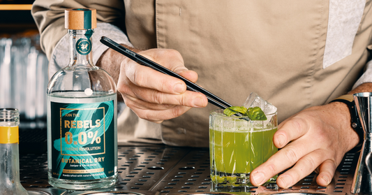 HOW TO MIX AN ALCOHOL-FREE BASIL SMASH WITH REBELS 0.0%